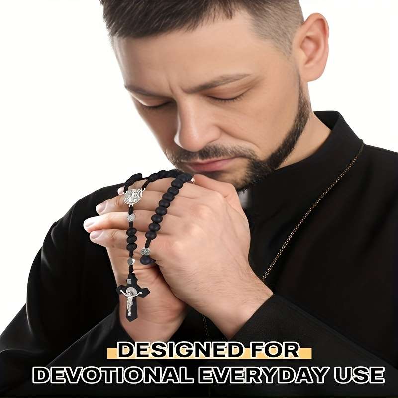 1 Piece A Brown Jesus Theme Pendant