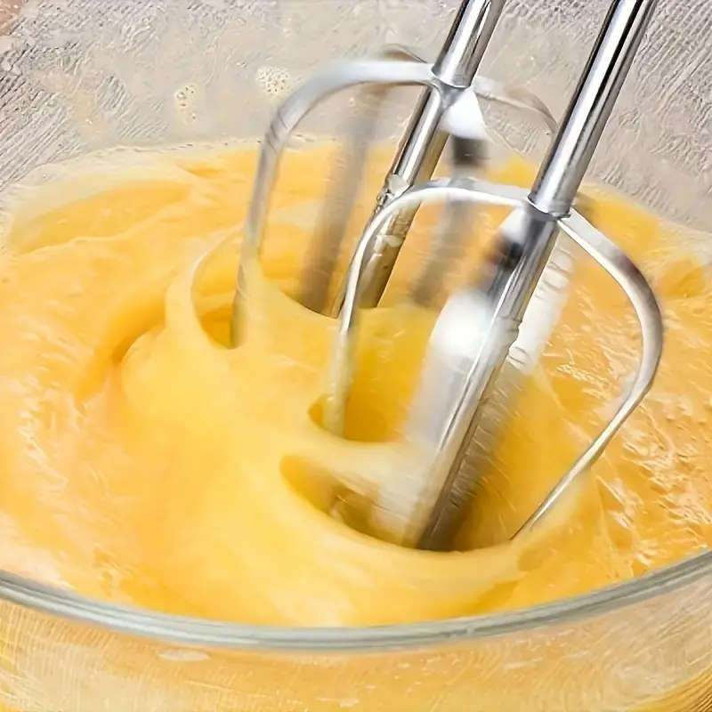 HAND MIXER