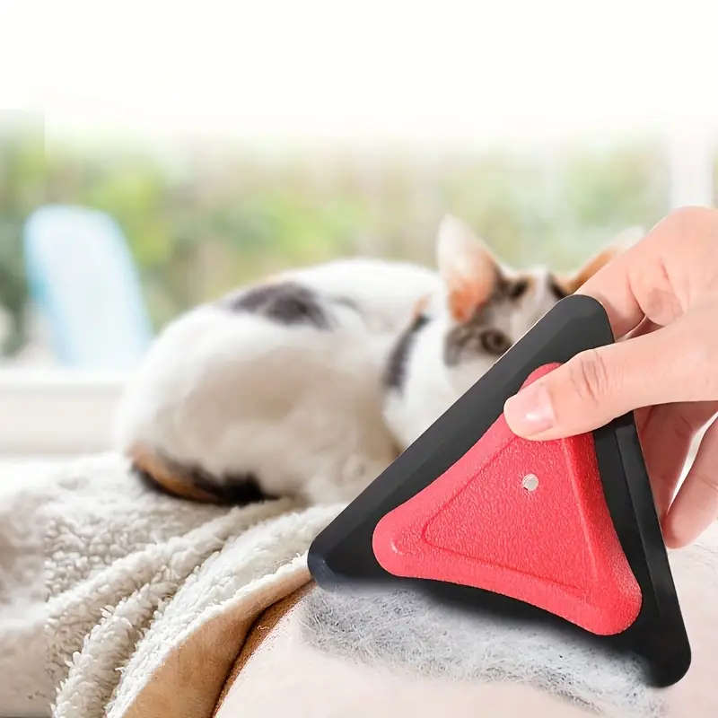 1pc Triangular Silicone Car Wash Wiper Multi-Functional Cleaning Tool for Car Windows and Glass Redu