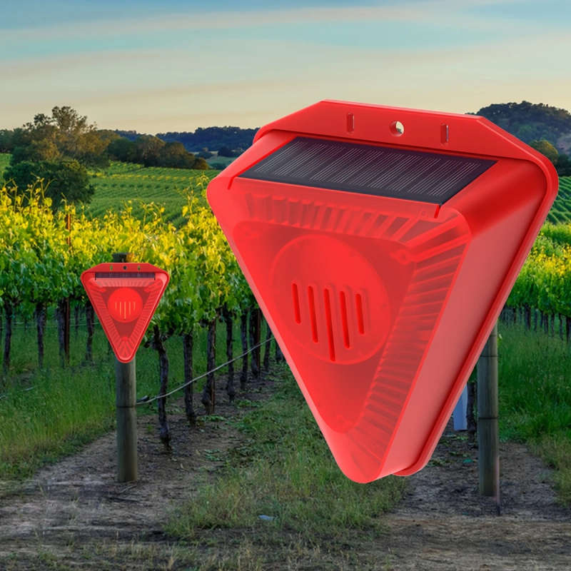 1pc Outdoor Solar Alarm with Flashing Light Alarm Lamp Suitable for Home Security Farms Garden