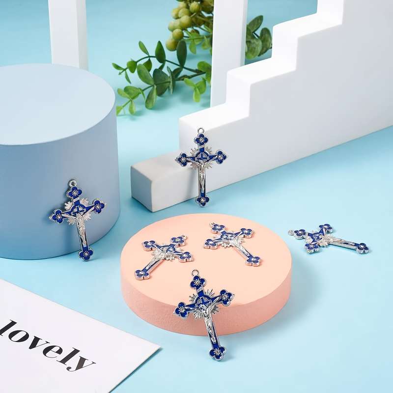 1 Piece Blue Jesus Theme Pendant