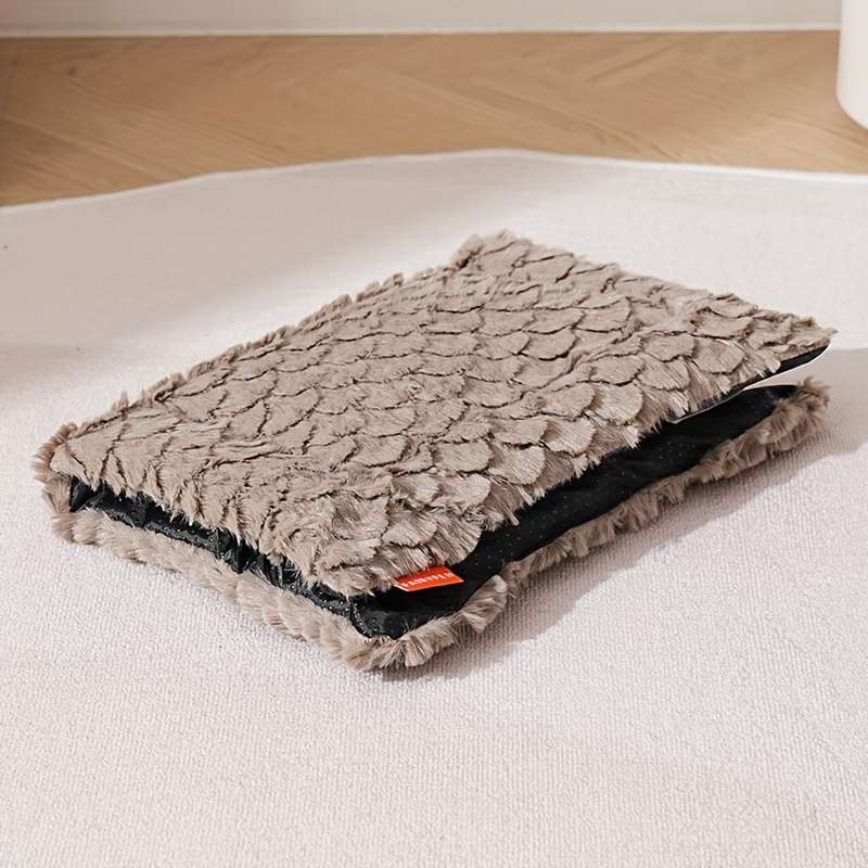 1PC Pet Mat Brown Size Size 48x35cm