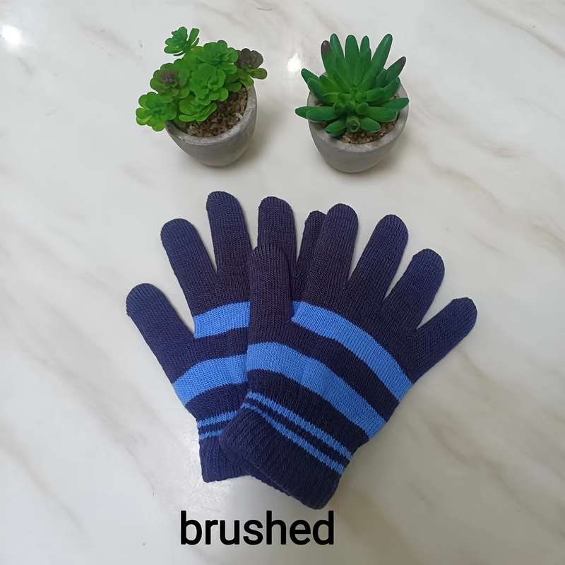 1 Pair Dark Gray Plus Light Blue Style Plus Velvet Warm Gloves