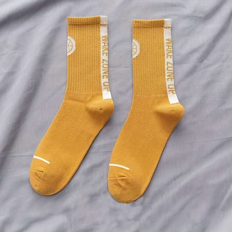 1 Pair Yellow Asian One Size Socks