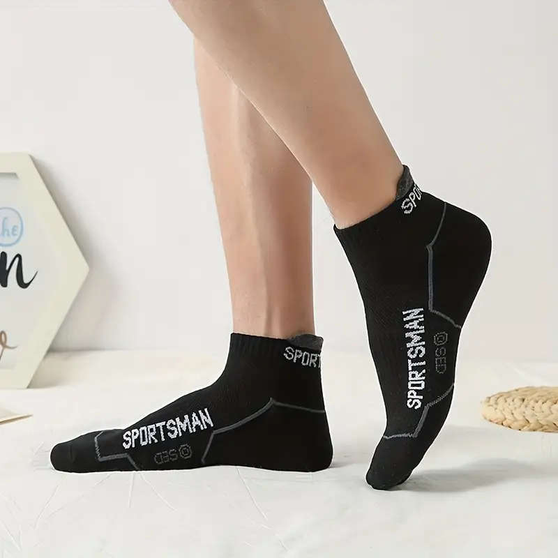 6 Pairs of Unisex Athletic Socks - Breathable Cotton