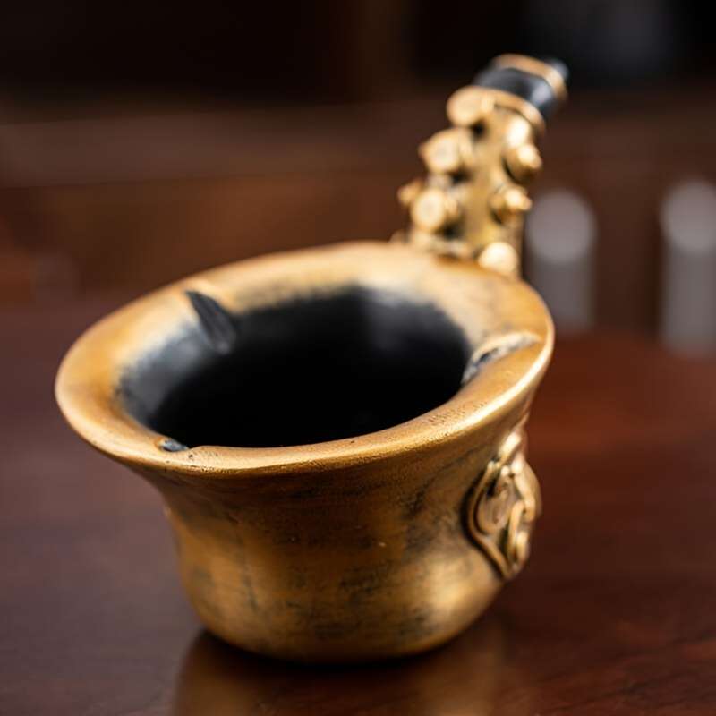 1pc Resin Saxophone Ashtray Vintage Creative Sax Design Ornament Trendy Home Living Room Deco