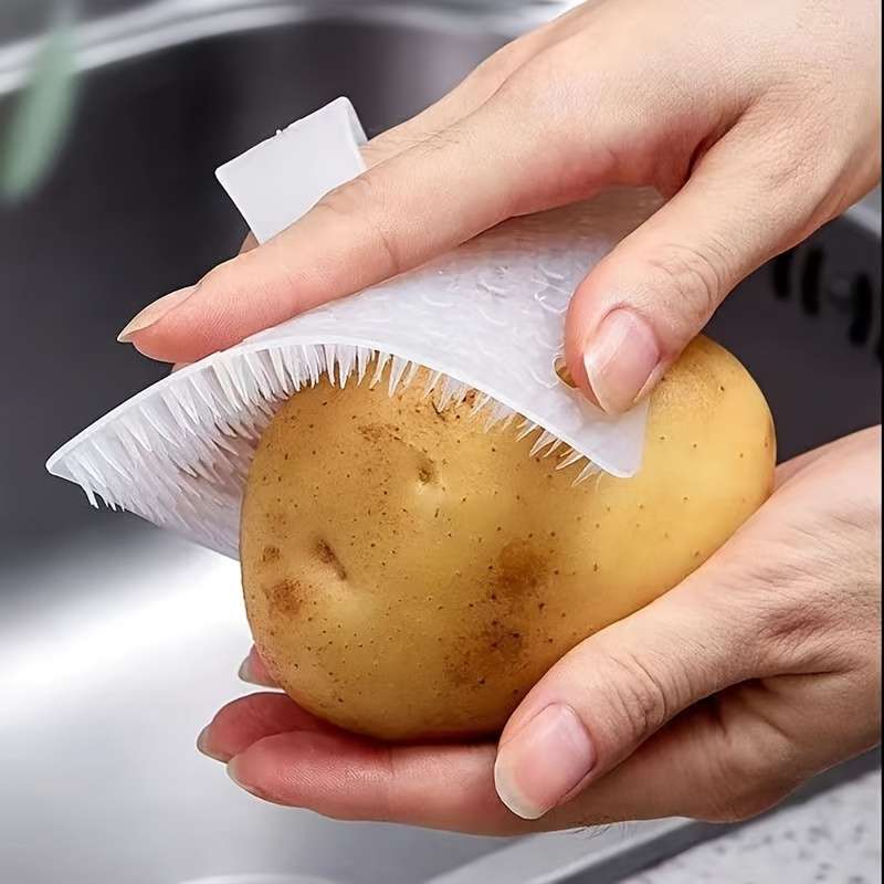1pc A Multifunctional Fruit And Vegetable Cleaning Brush a Flexible Vegetable Scrubber Cucumber