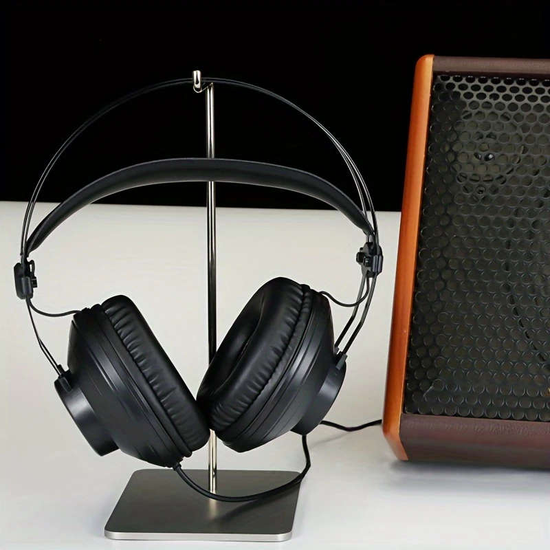 Earphone
