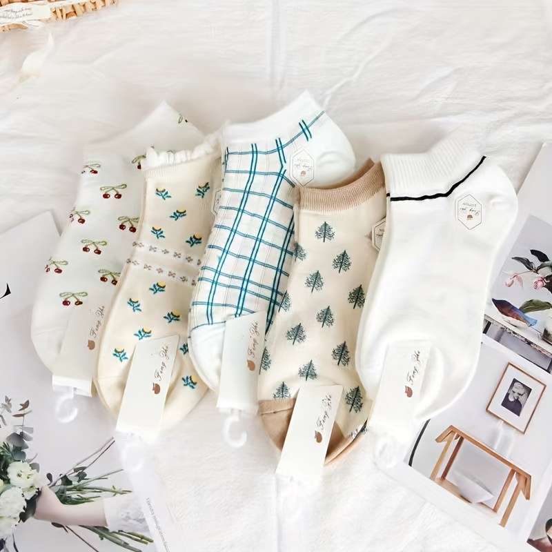 5 Pairs Random Colors One Size High Elastic Socks