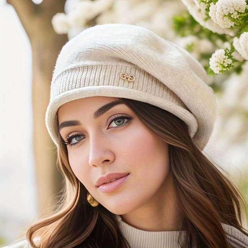 1pc Women's Stretchy Beanie Hat With Pocket Soft And Cozy Acrylic Knit Cap For Autumn And Winter