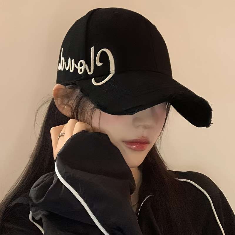 1pc Women's Fashionable Baseball Cap Lightweight Adjustable Movie-Inspired Design with Cursive