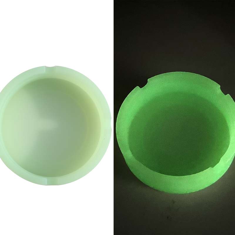 1pc Glow-in-the-Dark Silicone Ashtray Food-Grade Odorless Compact Circular Design for Office