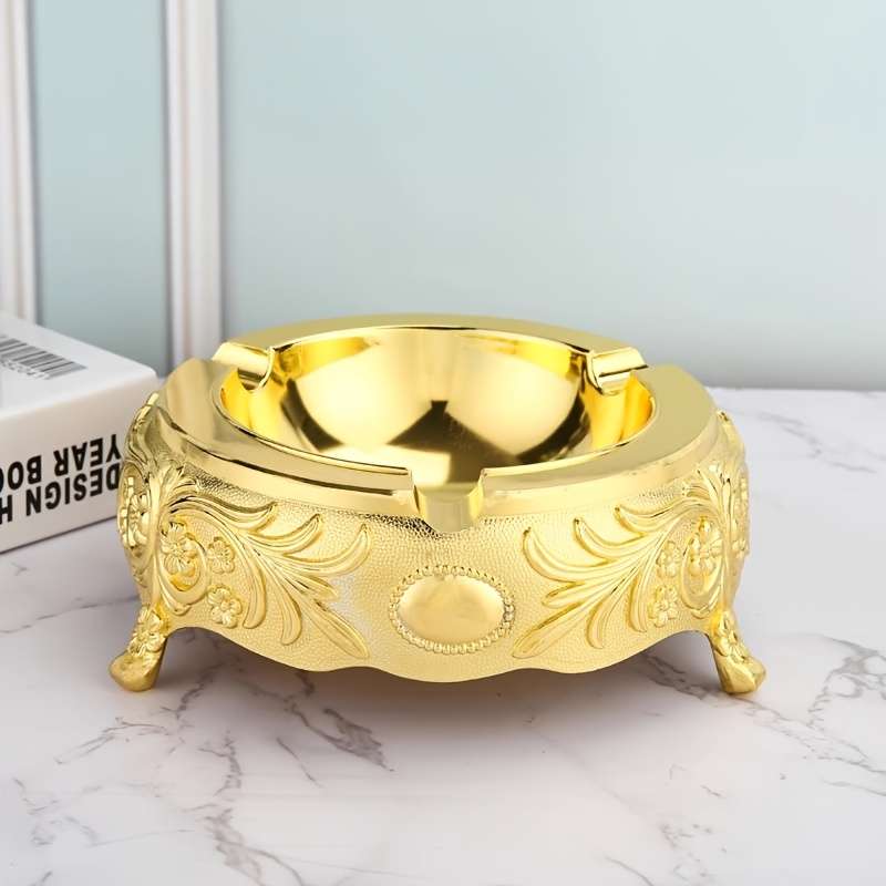 1pc Vintage European Style Metal Ashtray Round Decorative Ashtray for Living Room Coffee Table