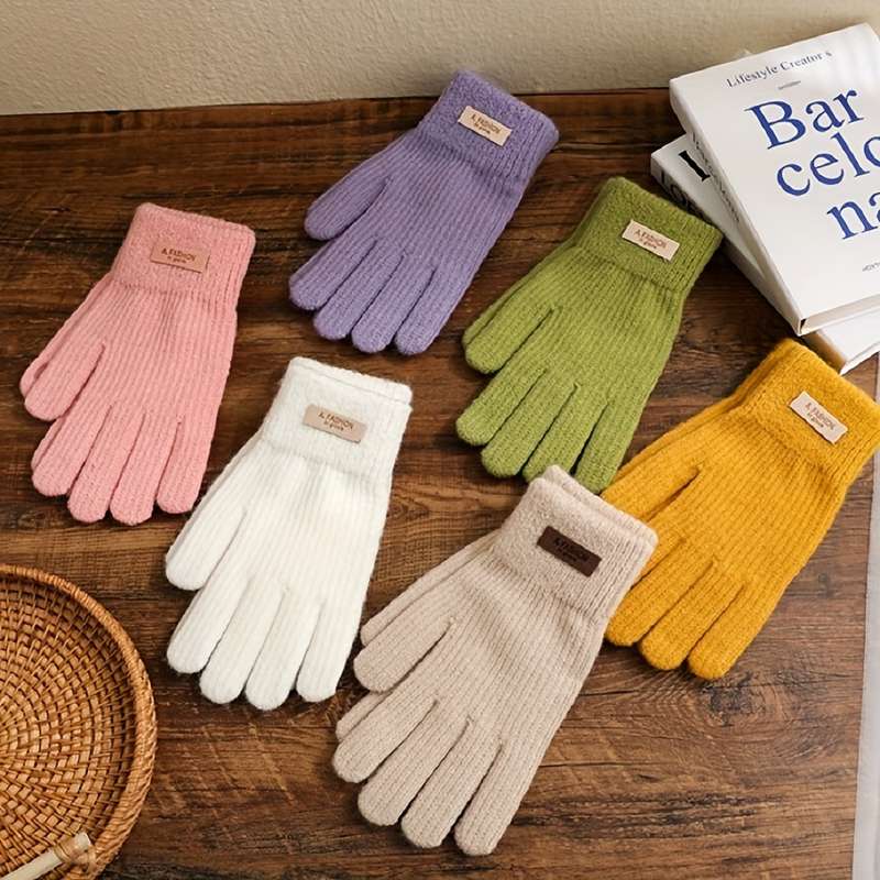 1 Pair Beige Color Warm Gloves