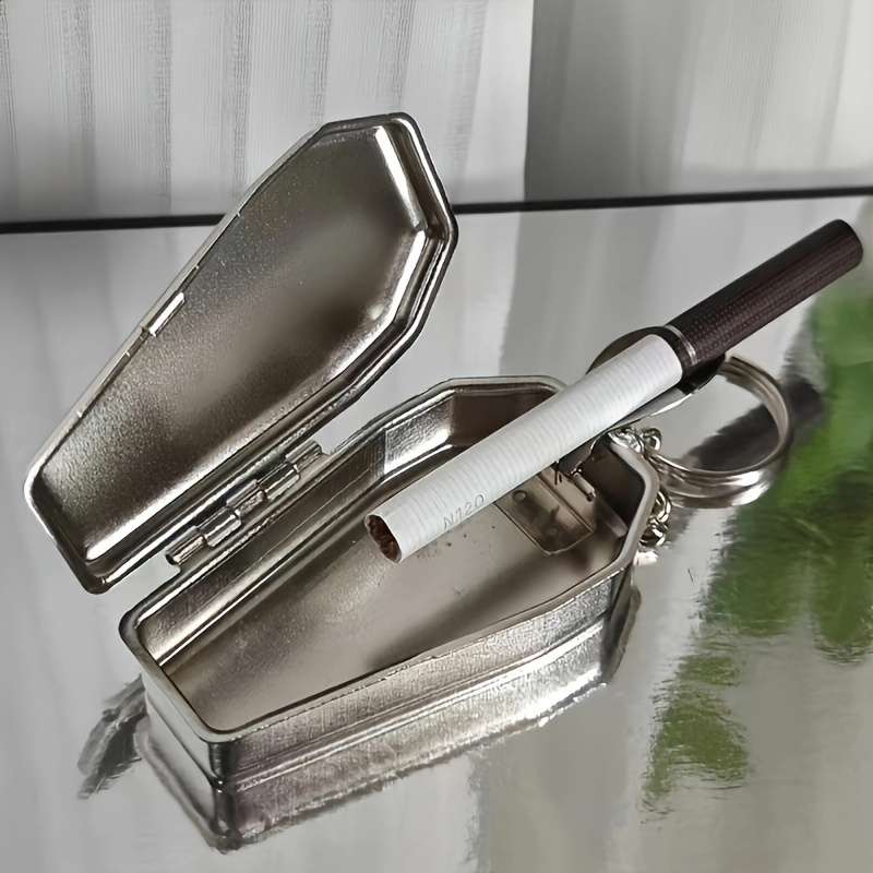 1pc Silver Keychain Portable Ashtray Keychain Ashtray Daily Supplies and Cleaning Supplies Gift