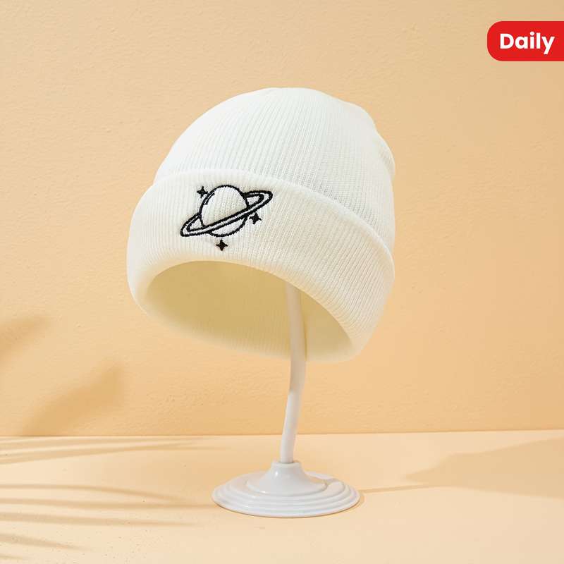 1pc Men's Planet Three Stars Embroidered Knitted Hat without Brim Suitable for Autumn and Winte