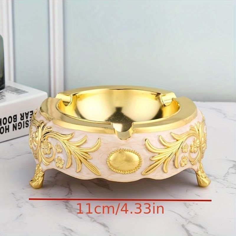 1pc Vintage European Style Metal Ashtray Round Decorative Ashtray for Living Room Coffee Table