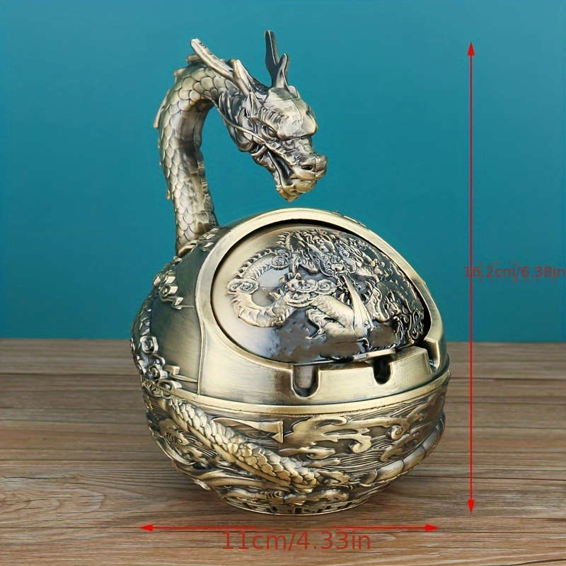 1pc Vintage Dragon Metal Ashtray with Lid Creative Spherical Design Anti-Fly Ash Animal Theme H