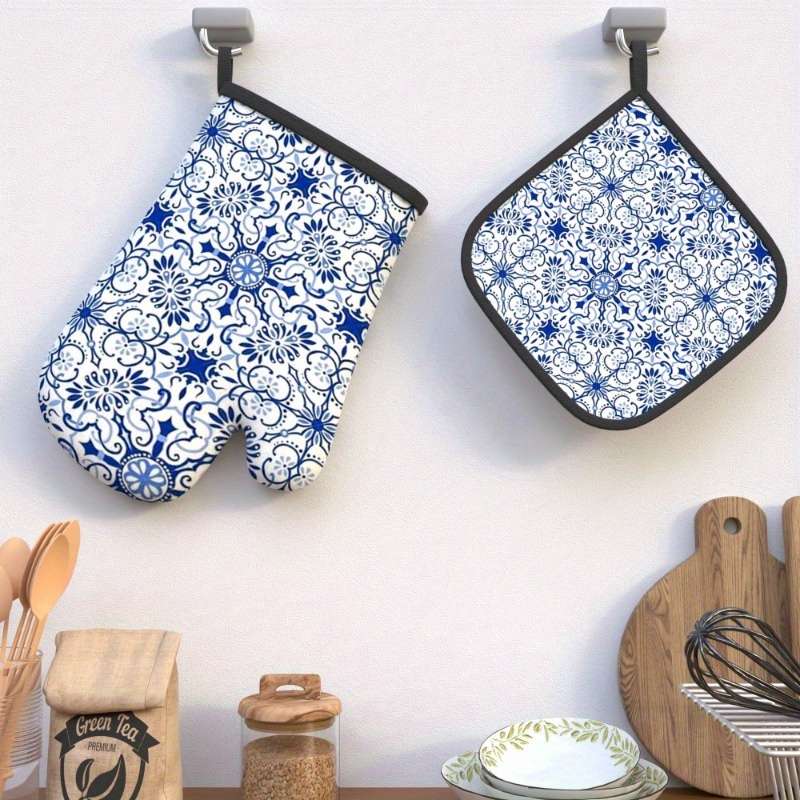 2pcs Blue White Porcelain Pattern Oven Mitts Heat Resistant Decorative Kitchen Gloves for