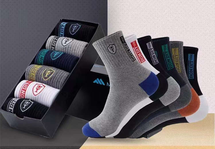 1Pairs Sock Random Color  One Size