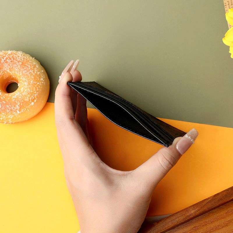 1pc Fashionable High-Quality Women'S Card Holder Featuring a Slim Design for Credit Cards Easy to