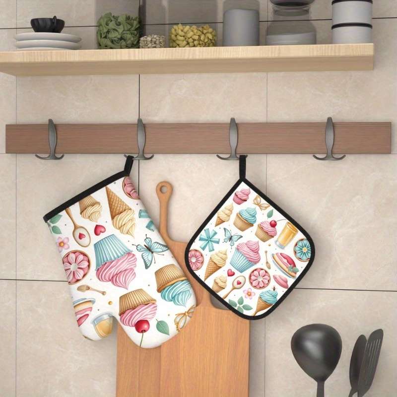 2pcs Colorful Dessert Butterfly Design Heat-Resistant Oven Mitts 26.92x17.02 cm Polyester K