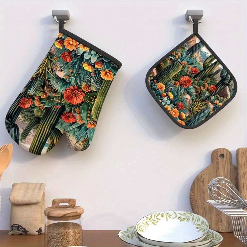 2pcs Vibrant Cactus and Floral Heat-Resistant Oven Mitts 26.92x17.02 cm Polyester Machine W