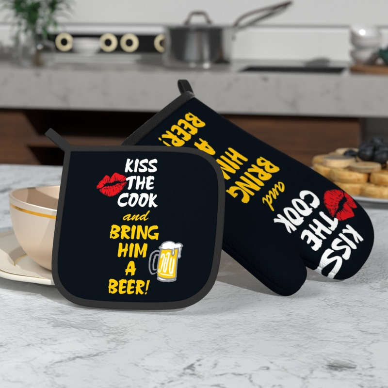 2pcs Heat-Resistant Oven Mitts Pot Holders Beer-Themed Kitchen Gloves with Fun Phrases Bla