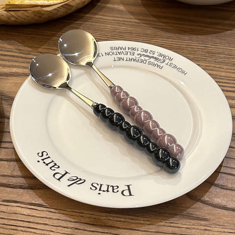 4pcs Cute Girl Style Pearl Spoon Four Packs Random Hair