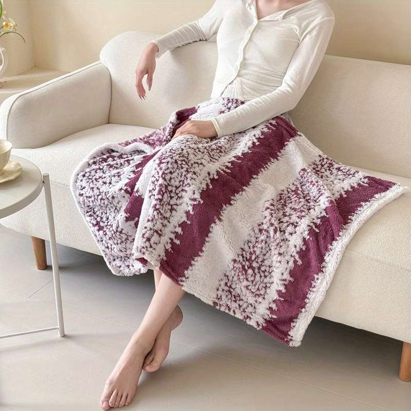 1ps Blanket Color Blue size 27.56inx39.37in 70cmx100cm