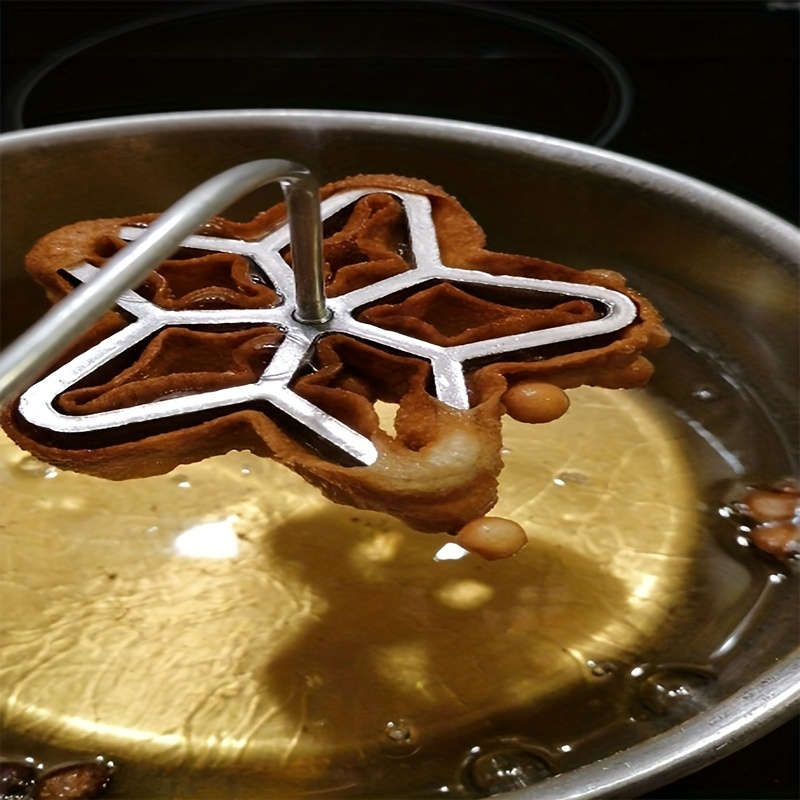 5pcs Flower Shaped Cookie Cutter Set with Plastic Handle Aluminum Alloy Non-Stick No Battery