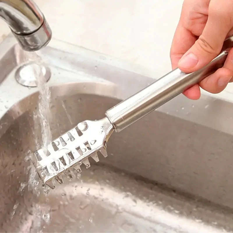 1pc Stainless Steel Fish Scale Scraper with Sawtooth Edge Efficient and Quick Fish Cleaning Tool Per