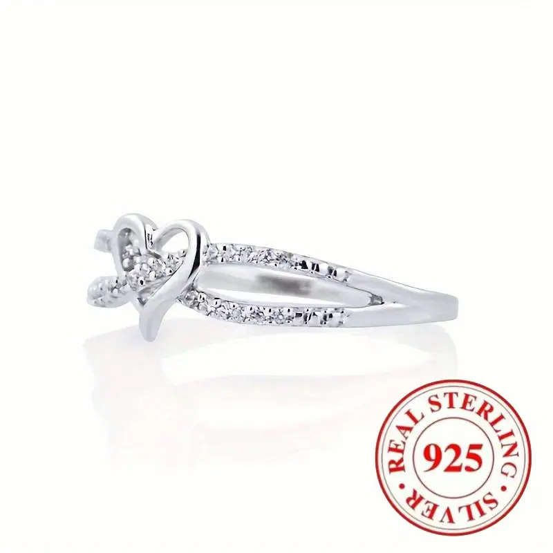 Elegant Heart-Shaped Silver Ring with Sparkling Cubic Zirconia