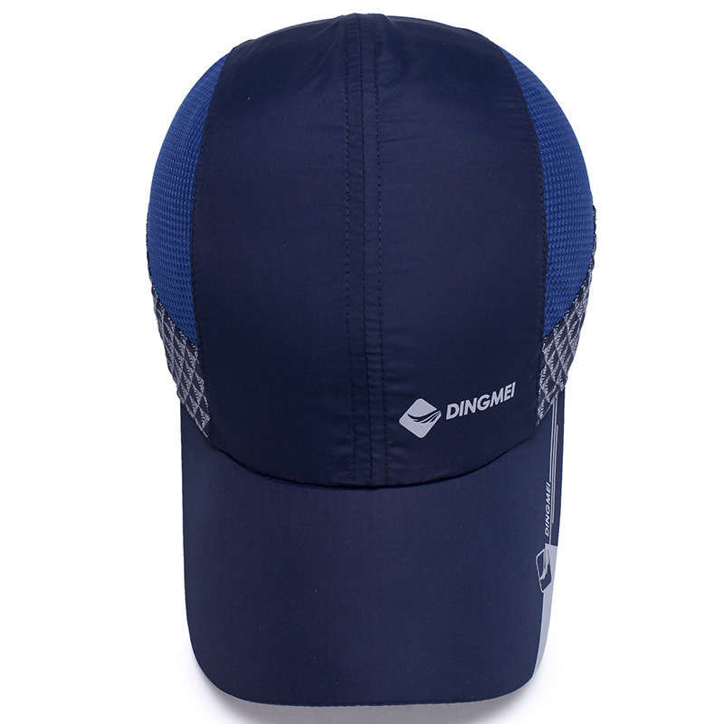 1pc A Unisex Summer Travel Baseball Cap for Men Perfect for Outdoor Leisure Activities.