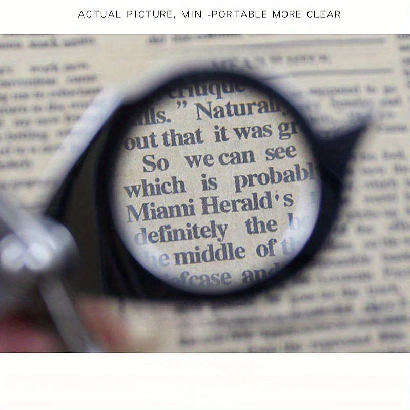1pc 10X Portable Folding Pocket Magnifier with Metal Jewelry Keychain Iron Material