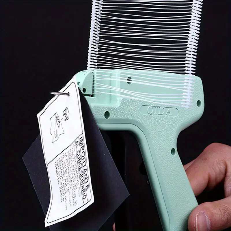 A Kit Consisting Of A Tagging Gun 5 Needles 1000 Hair Glue Needles A Thick Needle Gun