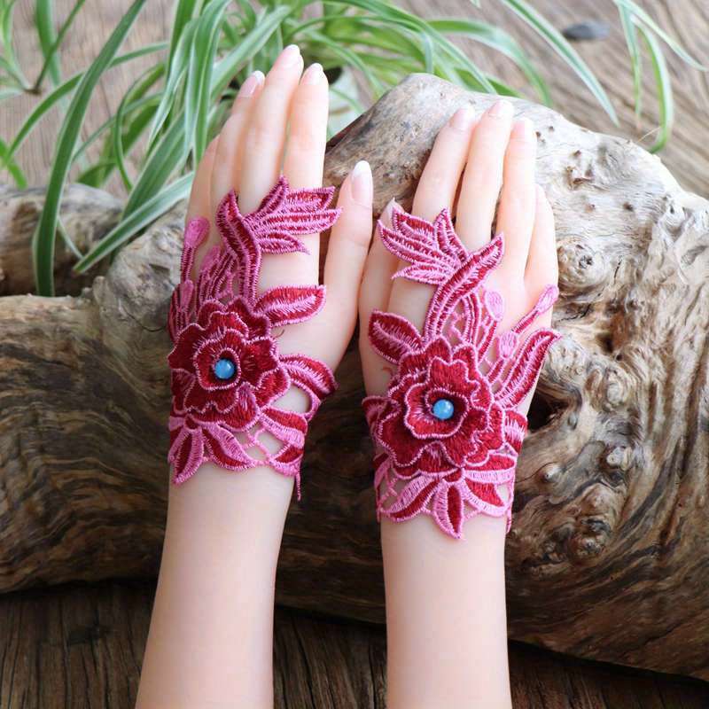 1 Pair Rose Red Floral Lace Fingerless Gloves