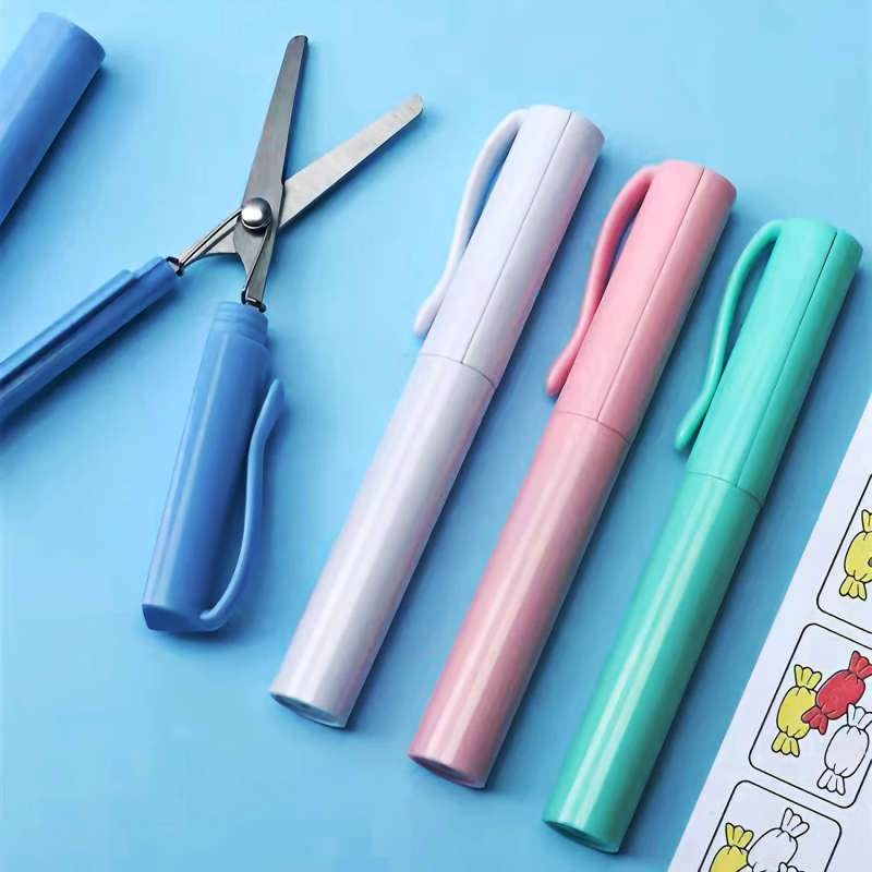 1pc Compact Stainless Steel Folding Scissors Ergonomic Rust-Resistant for Crafts Office Outdoor Use
