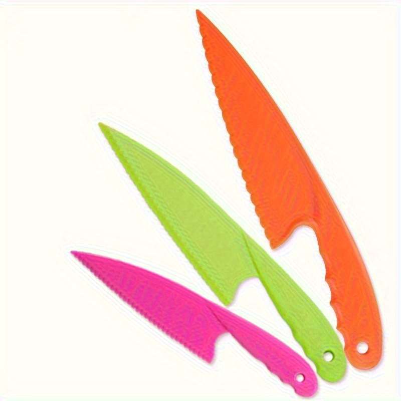 3-Pack Serrated Plastic Kitchen Knives Food-Safe for Cutting Fruits Vegetables Bread Salads