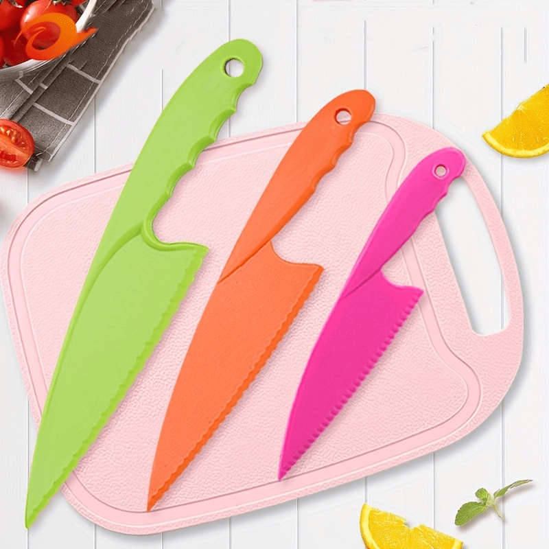 3-Pack Serrated Plastic Kitchen Knives Food-Safe for Cutting Fruits Vegetables Bread Salads