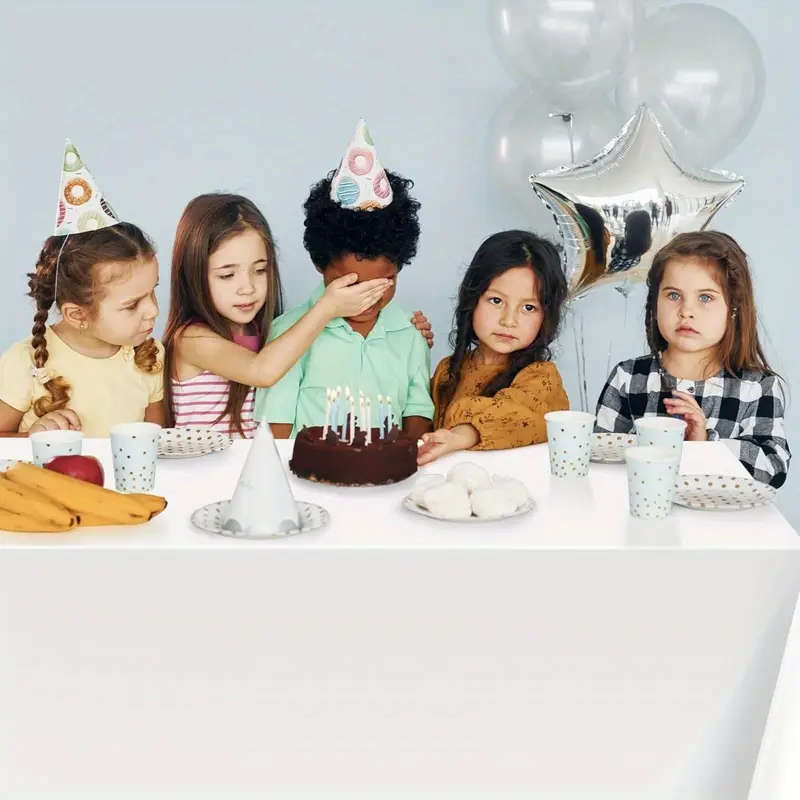 White Rectangular Pe Disposable Tablecloth
