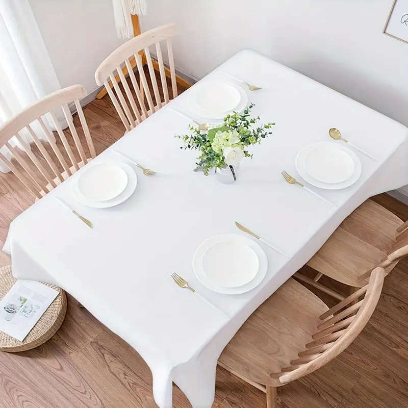 White Rectangular Pe Disposable Tablecloth