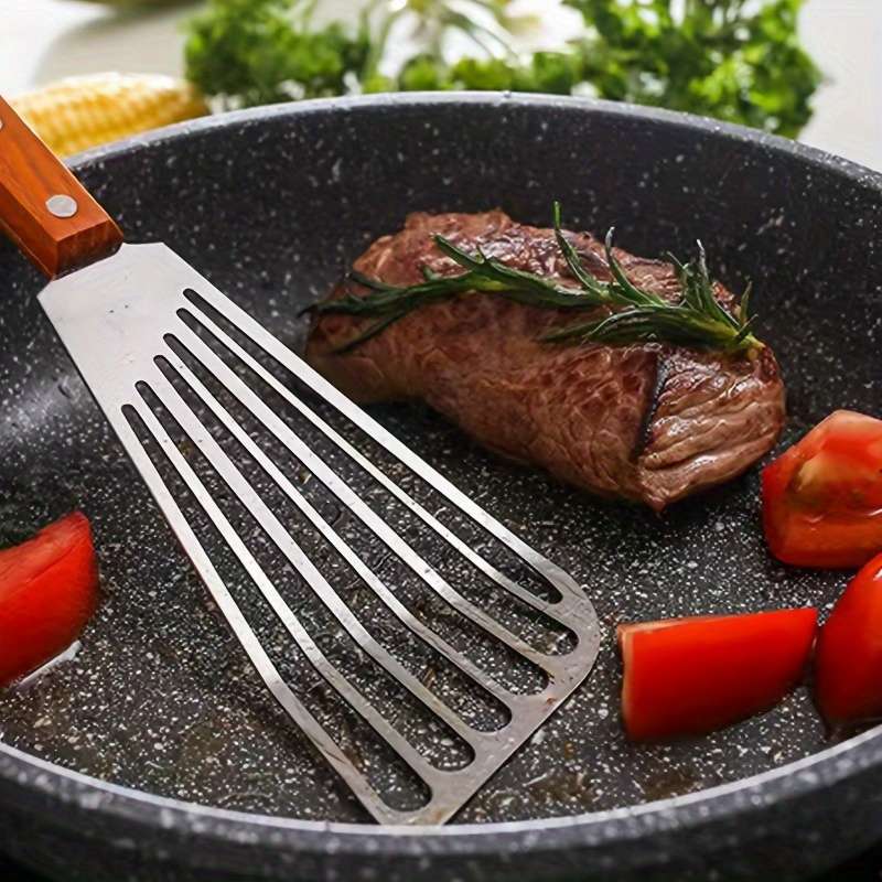 1pc Stainless Steel Frying Shovel with Non-Slip Handle and Leak-Proof Edge Ideal for Eggs Steak