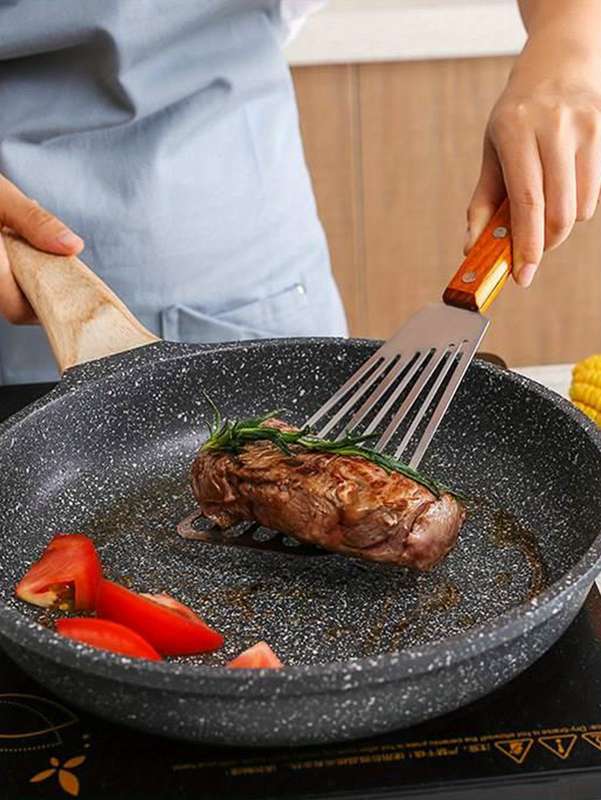 1pc Stainless Steel Frying Shovel with Non-Slip Handle and Leak-Proof Edge Ideal for Eggs Steak