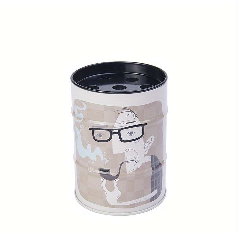 1pc Plastic Ashtray with Lid Car Mounted Storage Can Dustproof Household Ashtray Fishing Man