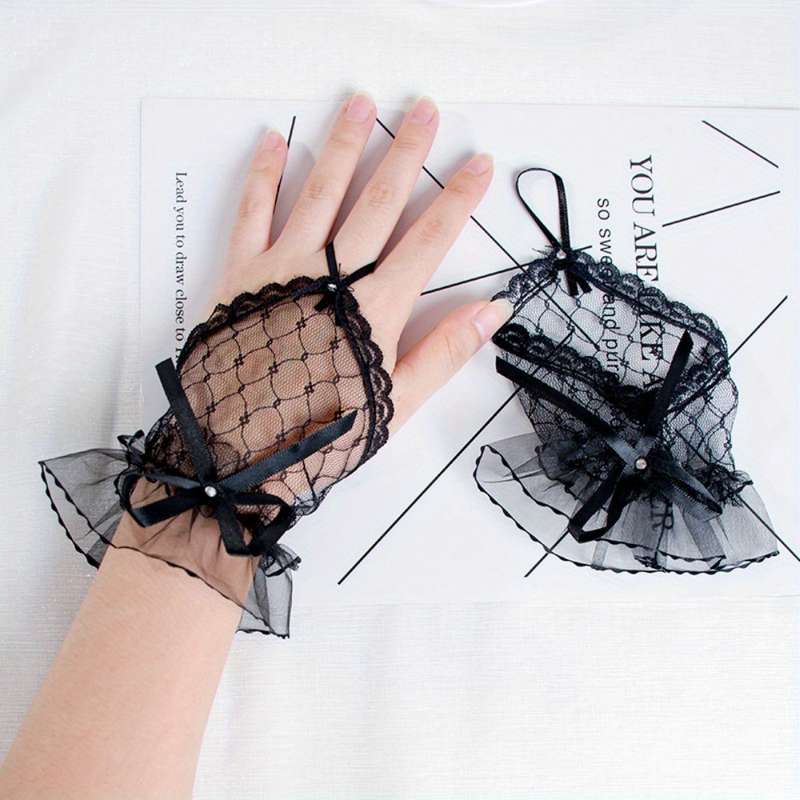 1 Pair White Lace Short Gloves