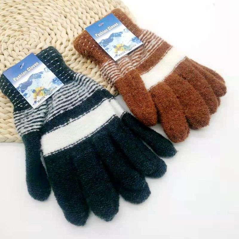 1 Pair One Size Gloves With Random Colors Warm Gloves