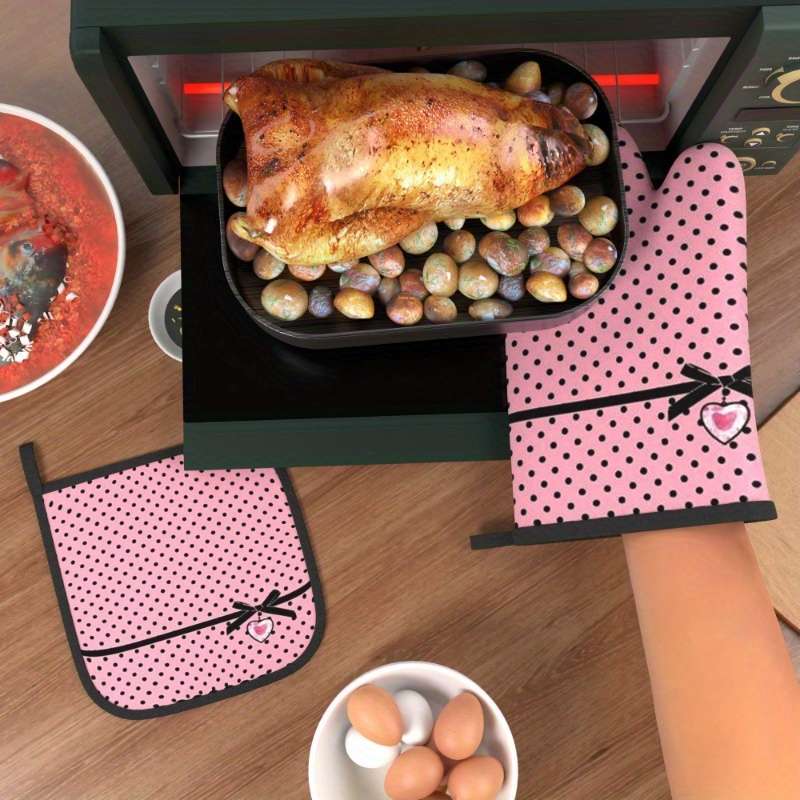 2pcs Chic Pink Polka Dot Oven Mitts Pot Holders with Heart Bow Detail Heat Resistant Machi