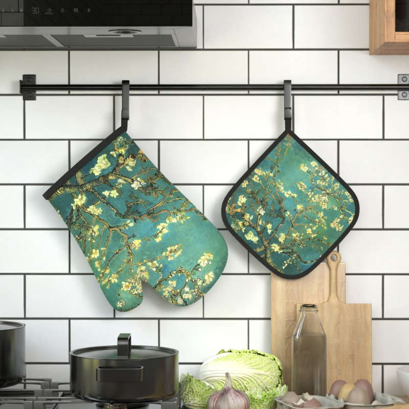 2pcs Heat-Resistant Oven Mitts with Apricot Tree Branch Design 26.92x17.02 cm Polyester Kitch