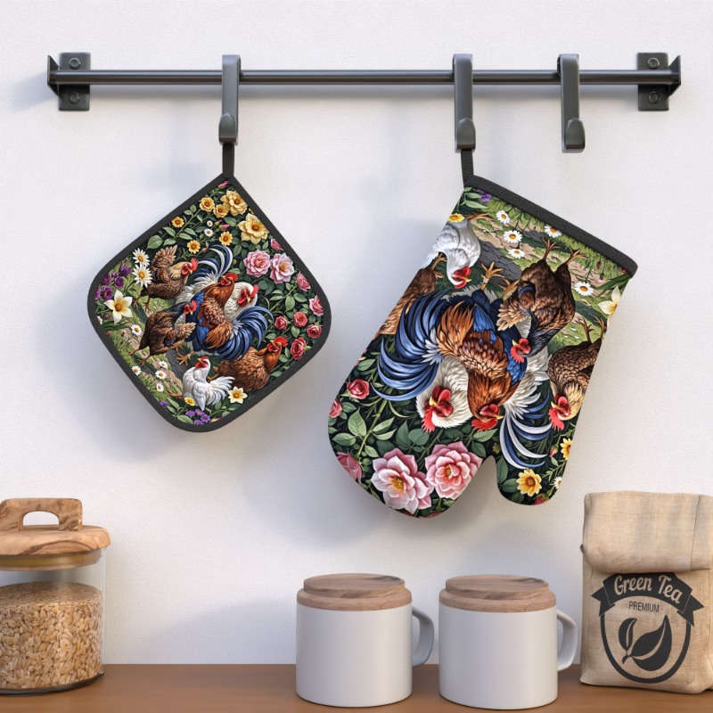 2pcs 26.92x17.02 cm Oven Mitts And Potholders There are two roosters and three hens in the gard
